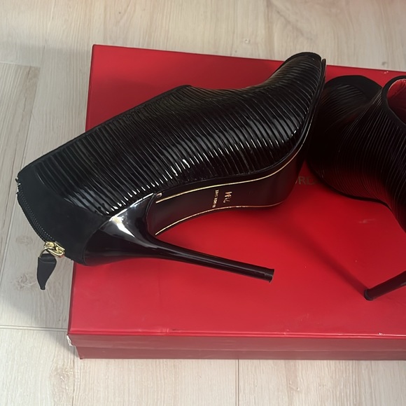 Charles Jourdan heels/bootie black 7.5 - Picture 5 of 12